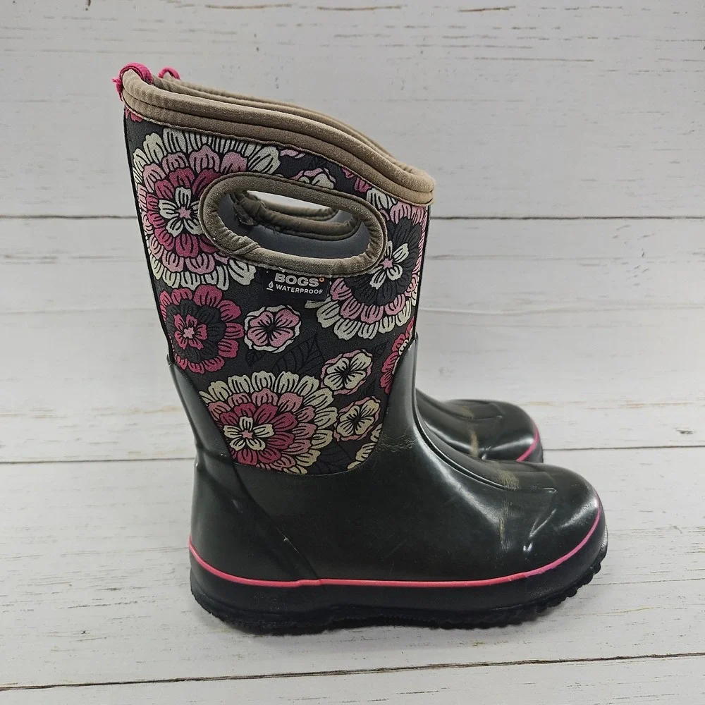 Bogs Boots Youth Size 3 Gray Pink Pansies Pull On Winter Rain Waterproof 72158